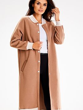 Sweatshirt awama  Long, straight sweatshirt with decorative striped ribbing, fastened with white press studs. Slip pockets on the sides.