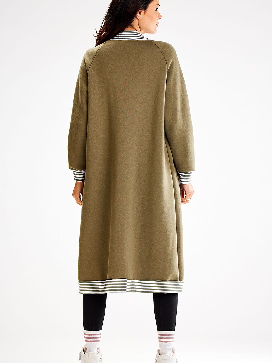  Sweatshirt model 187129 awama 