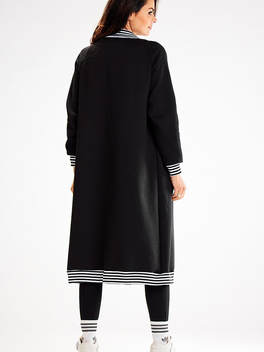  Sweatshirt model 187130 awama 