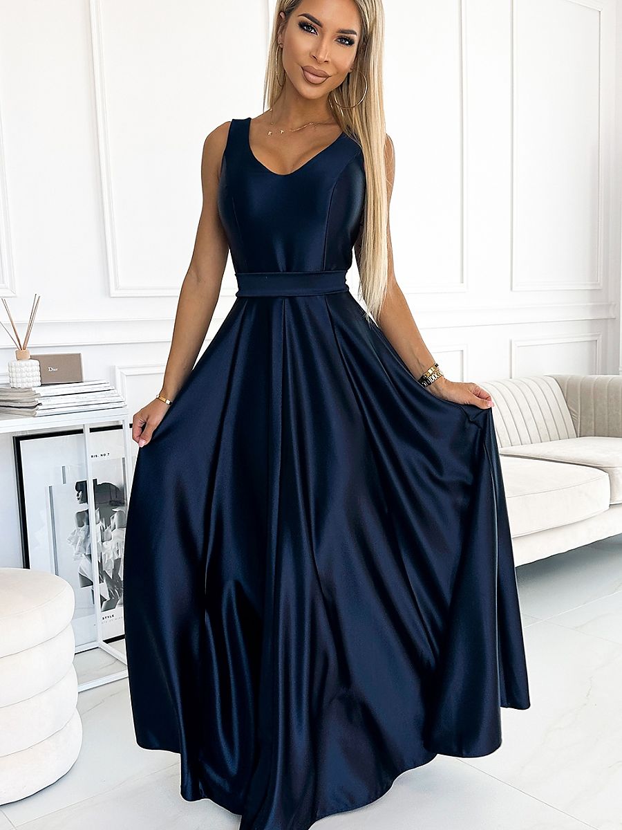  Long dress model 187277 Numoco 