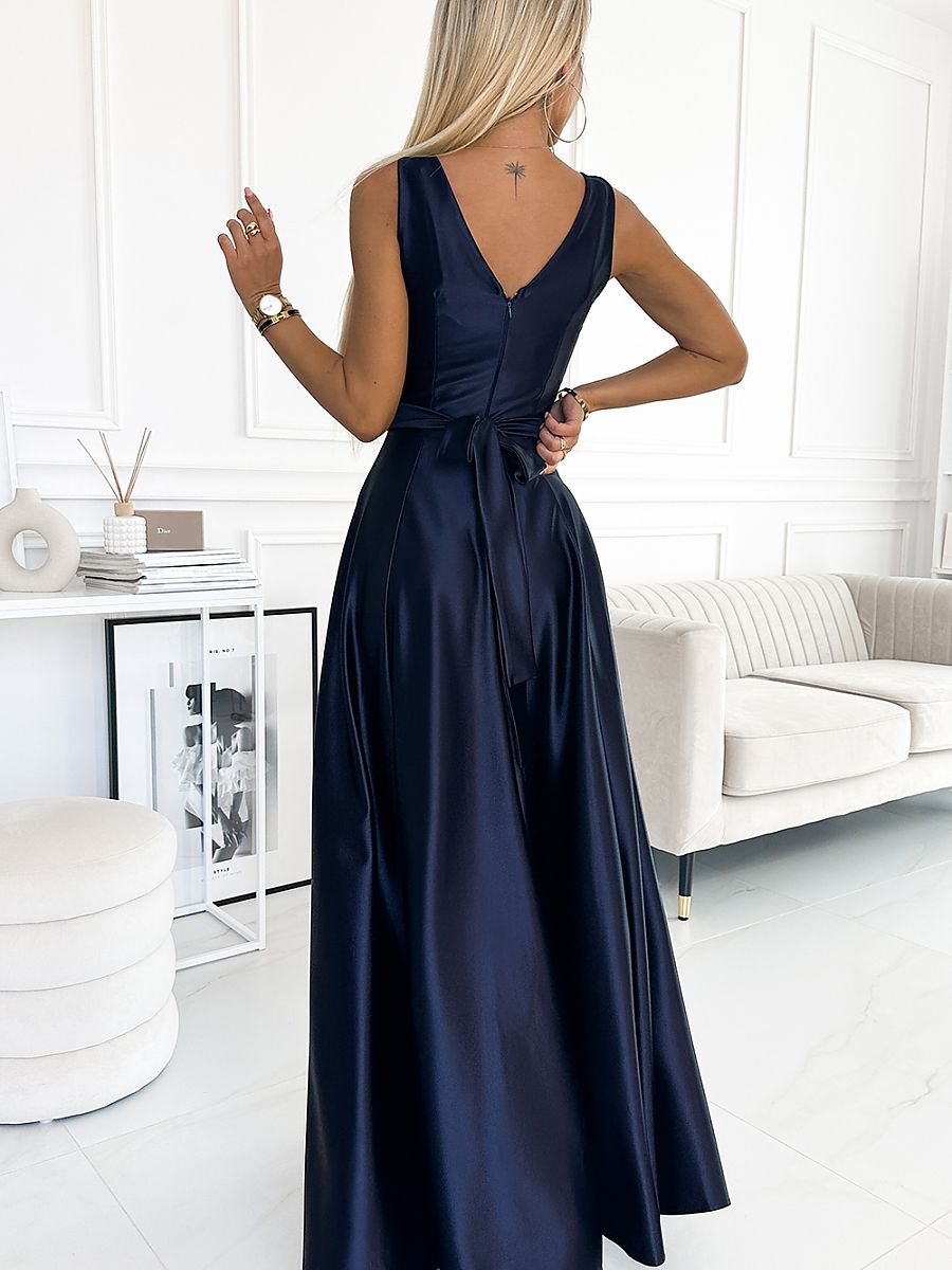  Long dress model 187277 Numoco 