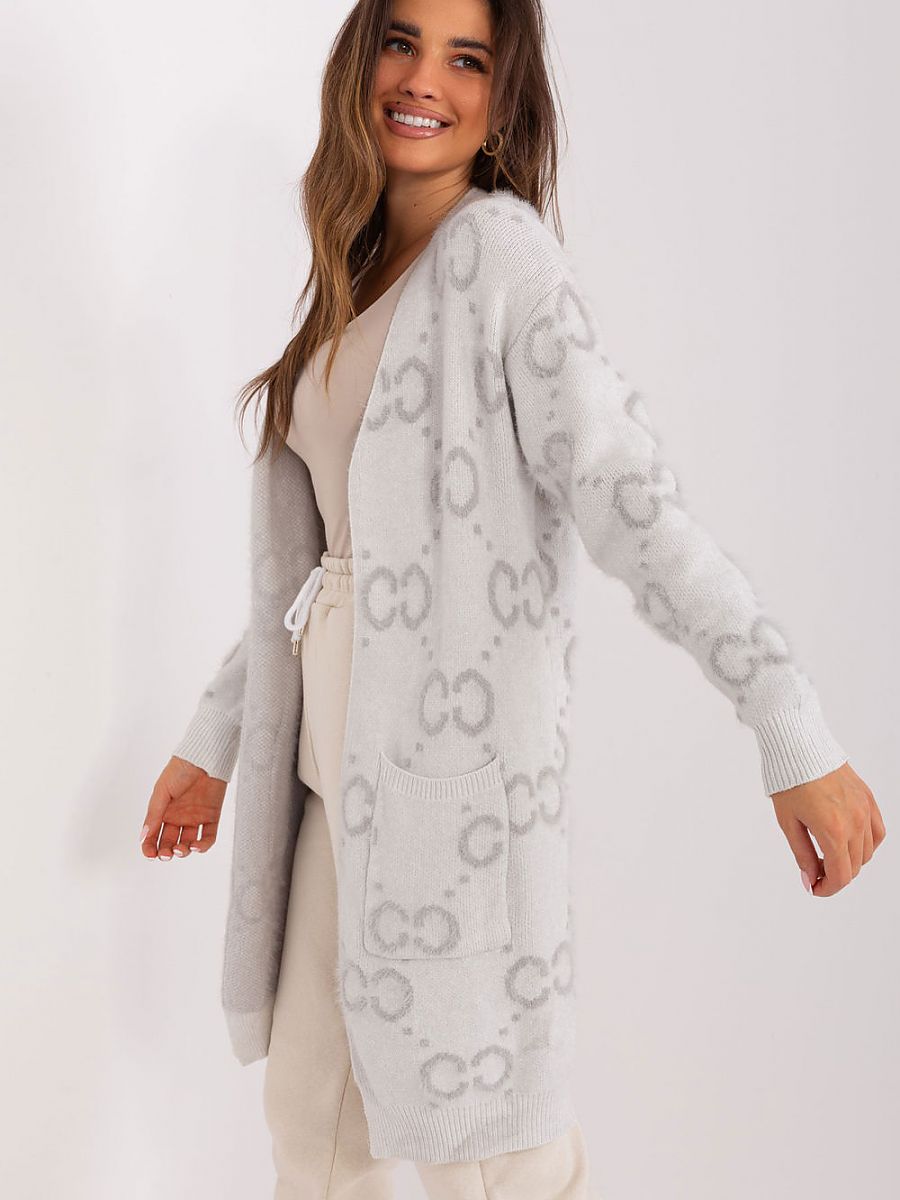  Cardigan model 187555 AT 