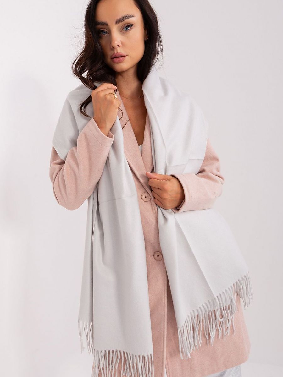  Shawl model 187611 AT 