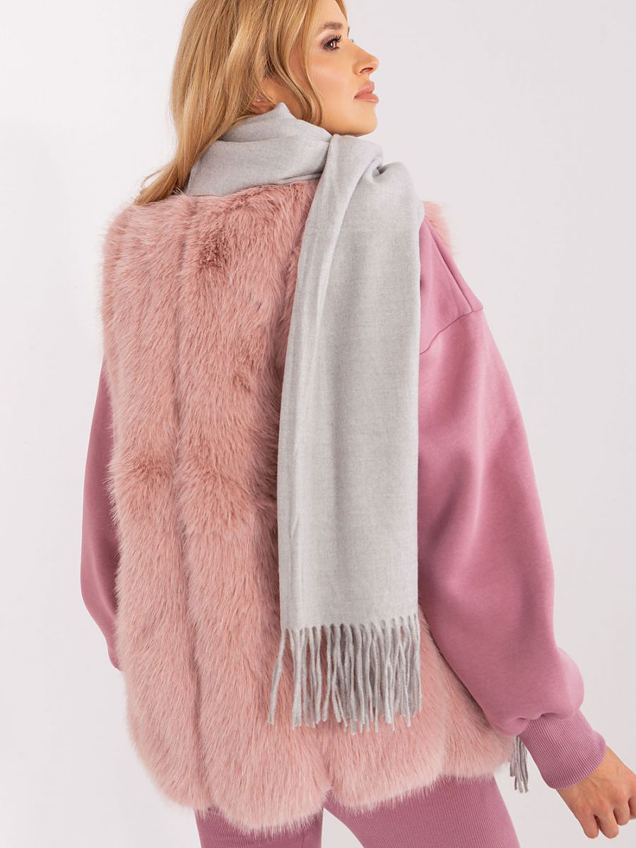  Shawl model 187613 AT 