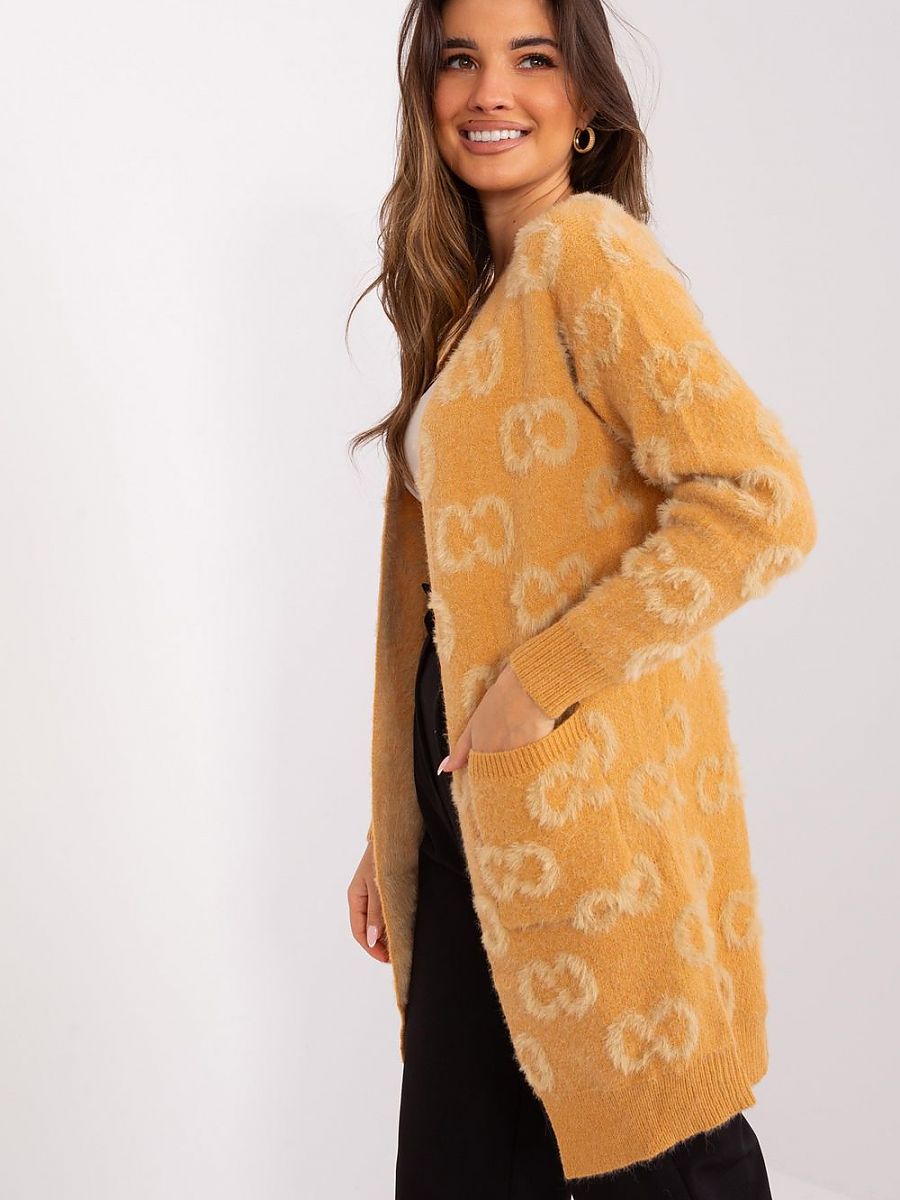  Cardigan model 187761 AT 