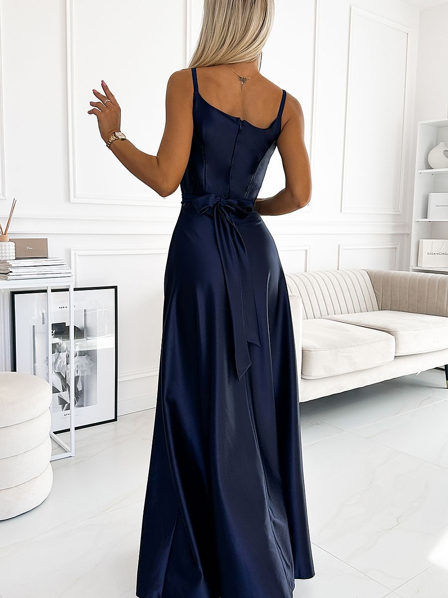  Long dress model 188108 Numoco 