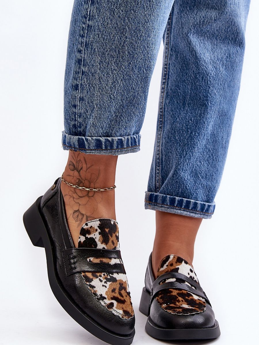  Heeled low shoes model 188502 Step in style 