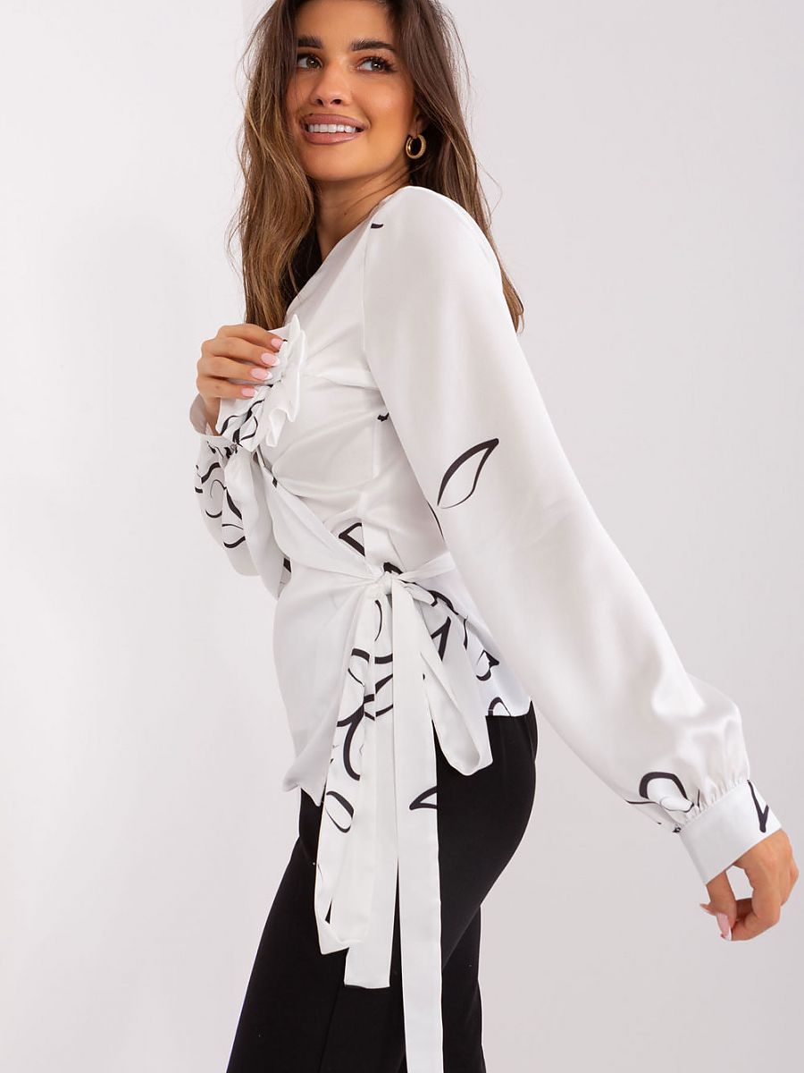  Blouse model 188811 Lakerta 