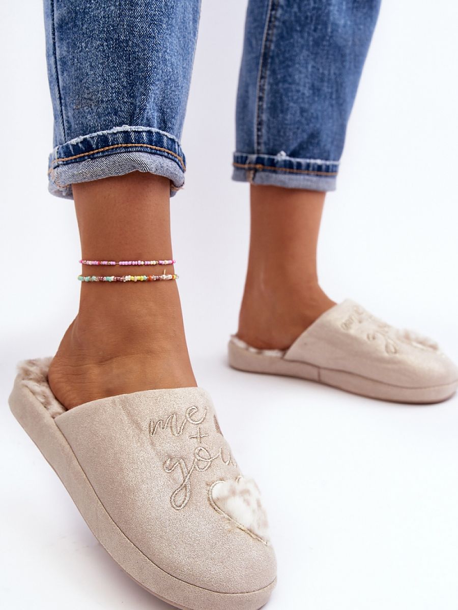  Slippers model 189099 Step in style 