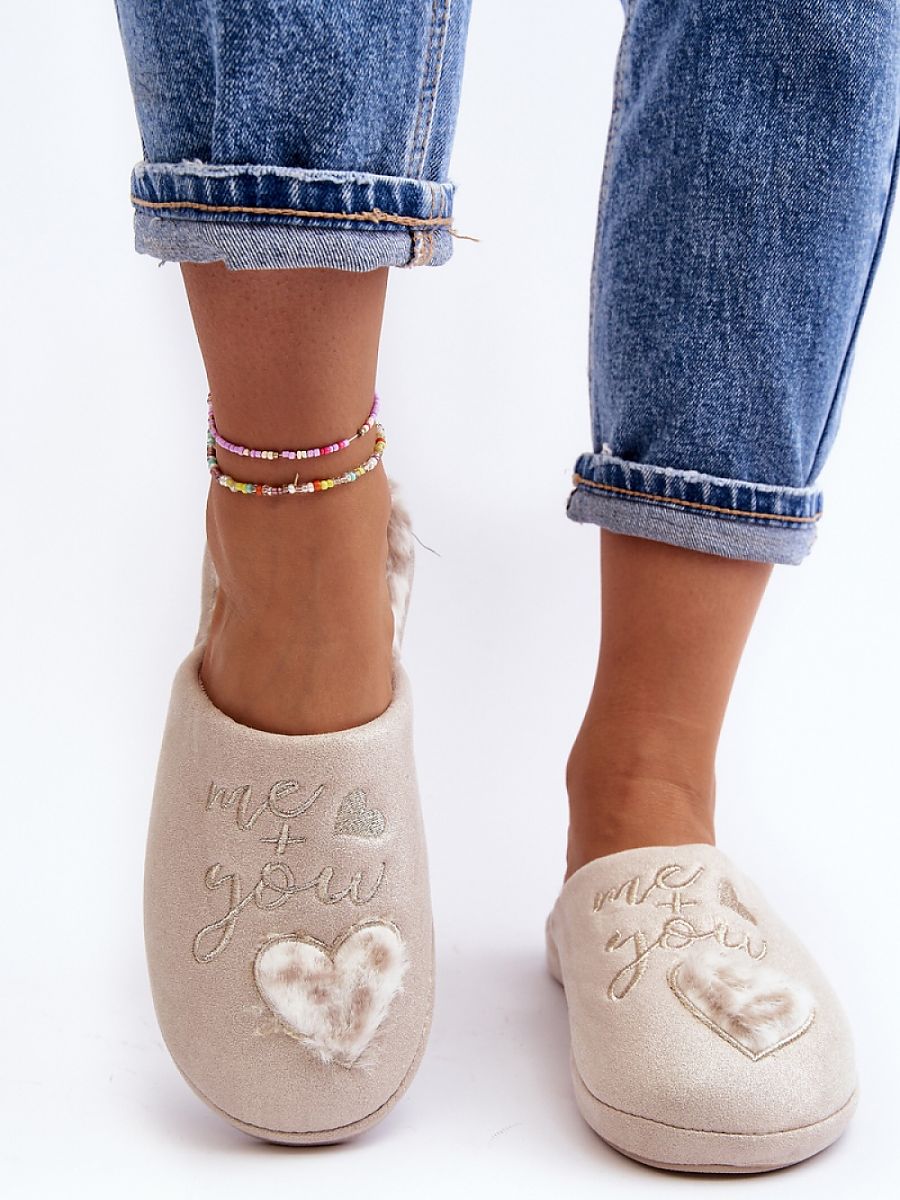  Slippers model 189099 Step in style 