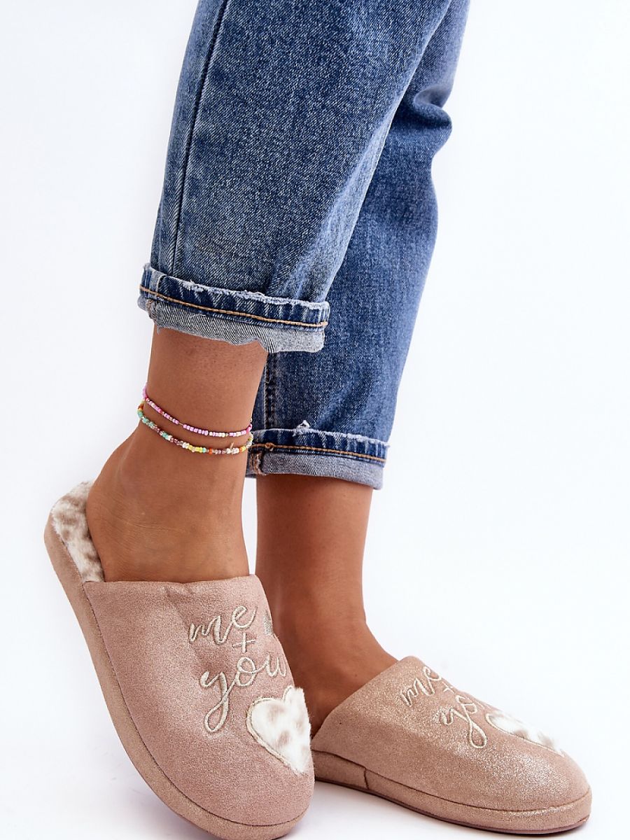  Slippers model 189100 Step in style 