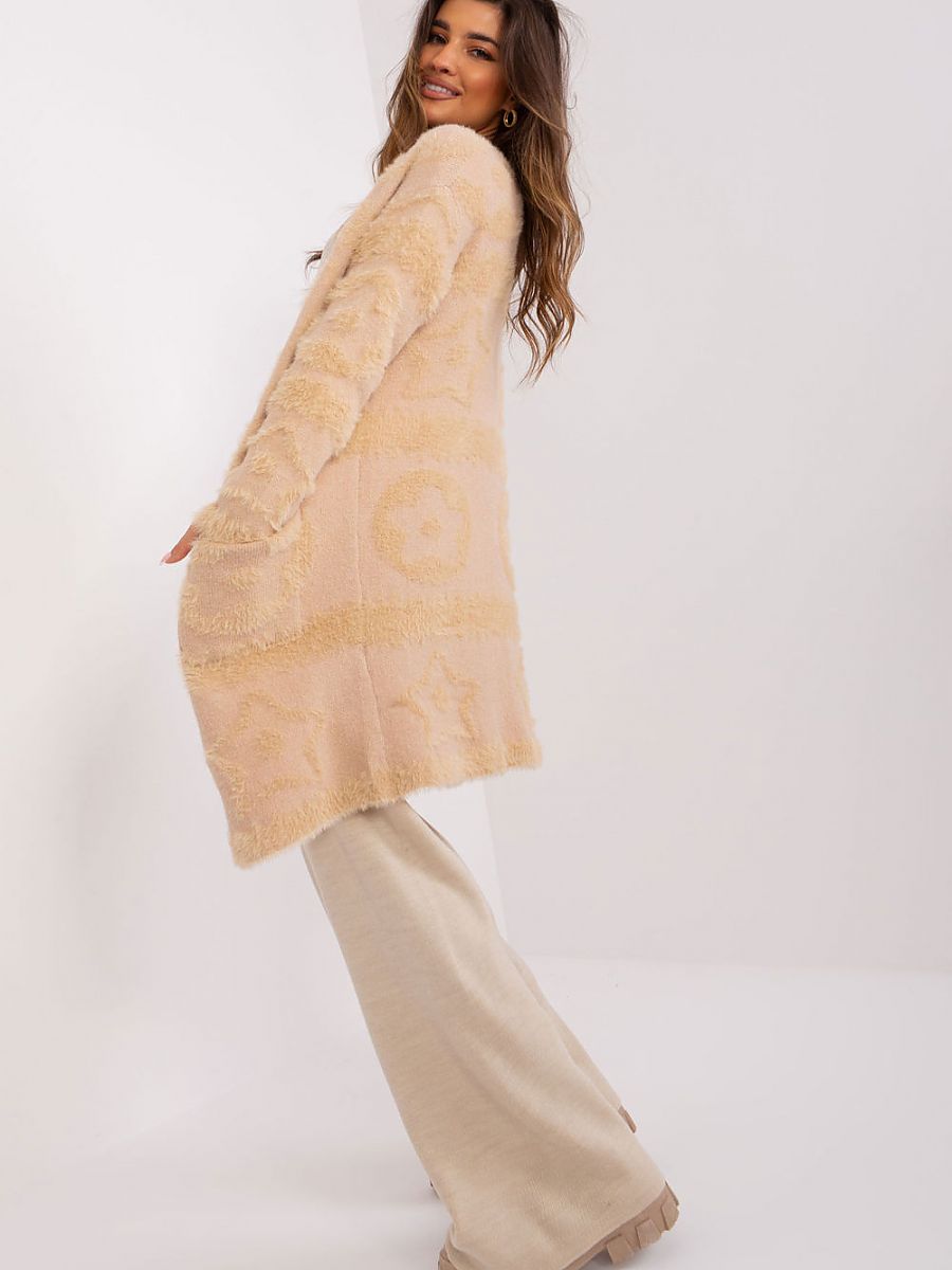  Cardigan model 189214 AT 