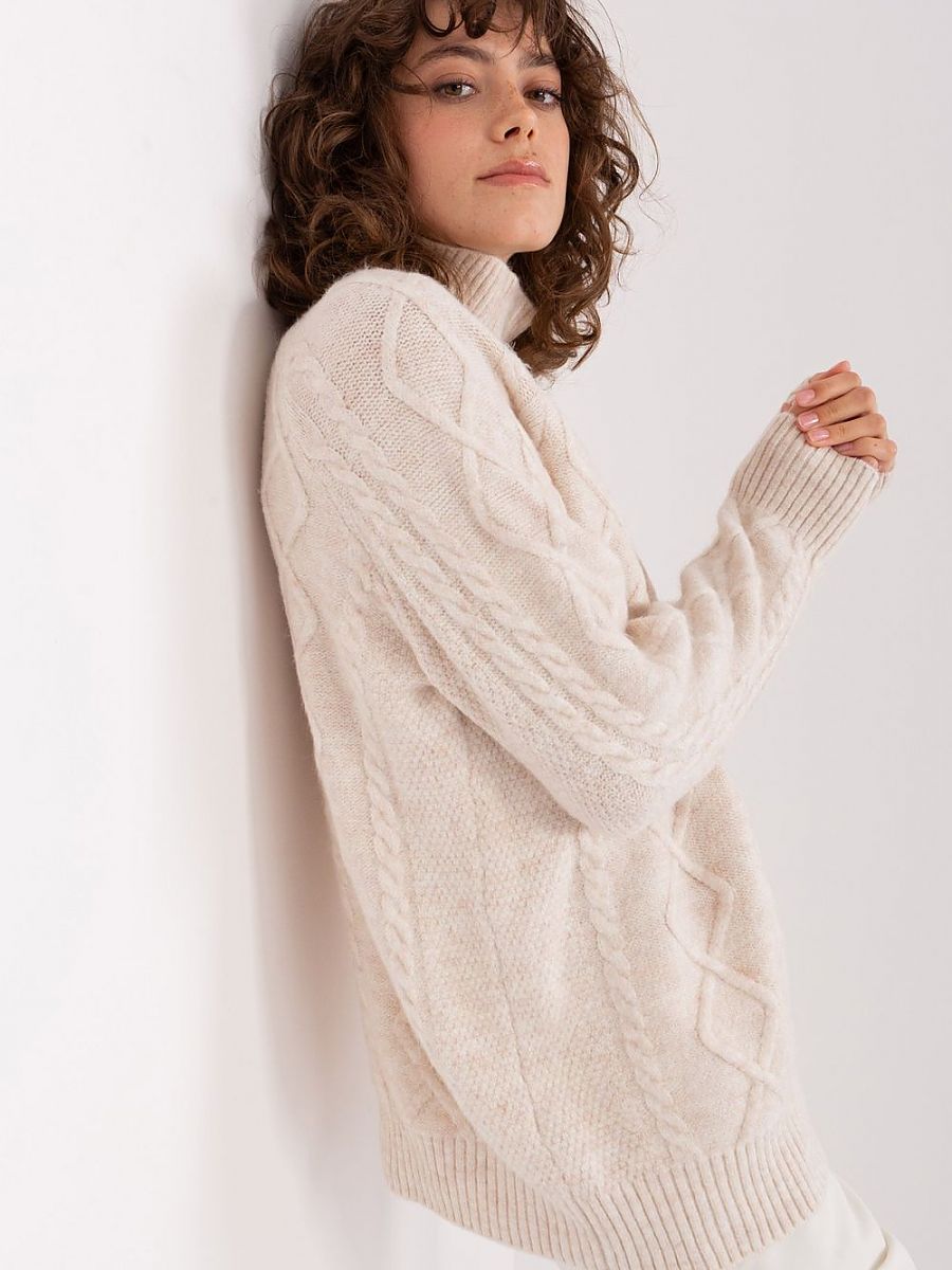  Turtleneck model 189227 AT 