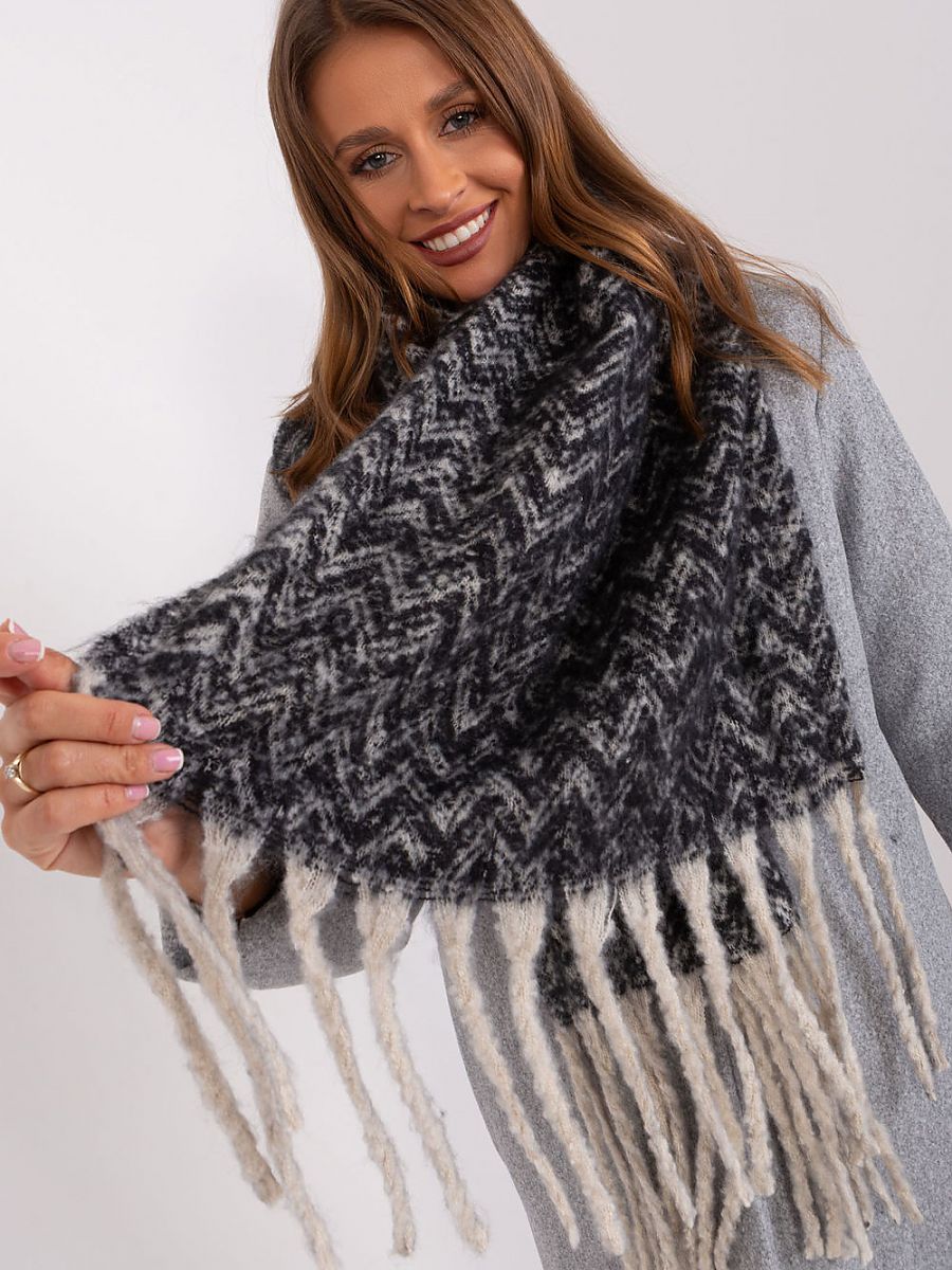  Shawl model 189245 AT 