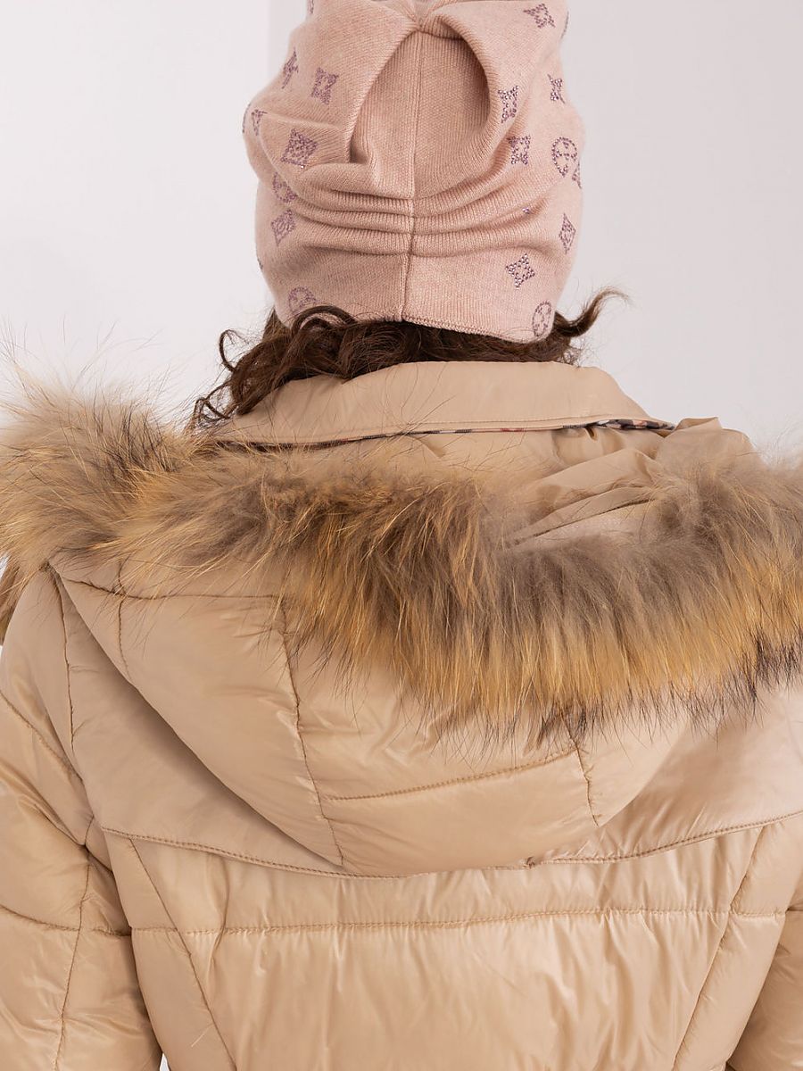  Cap model 189904 AT 