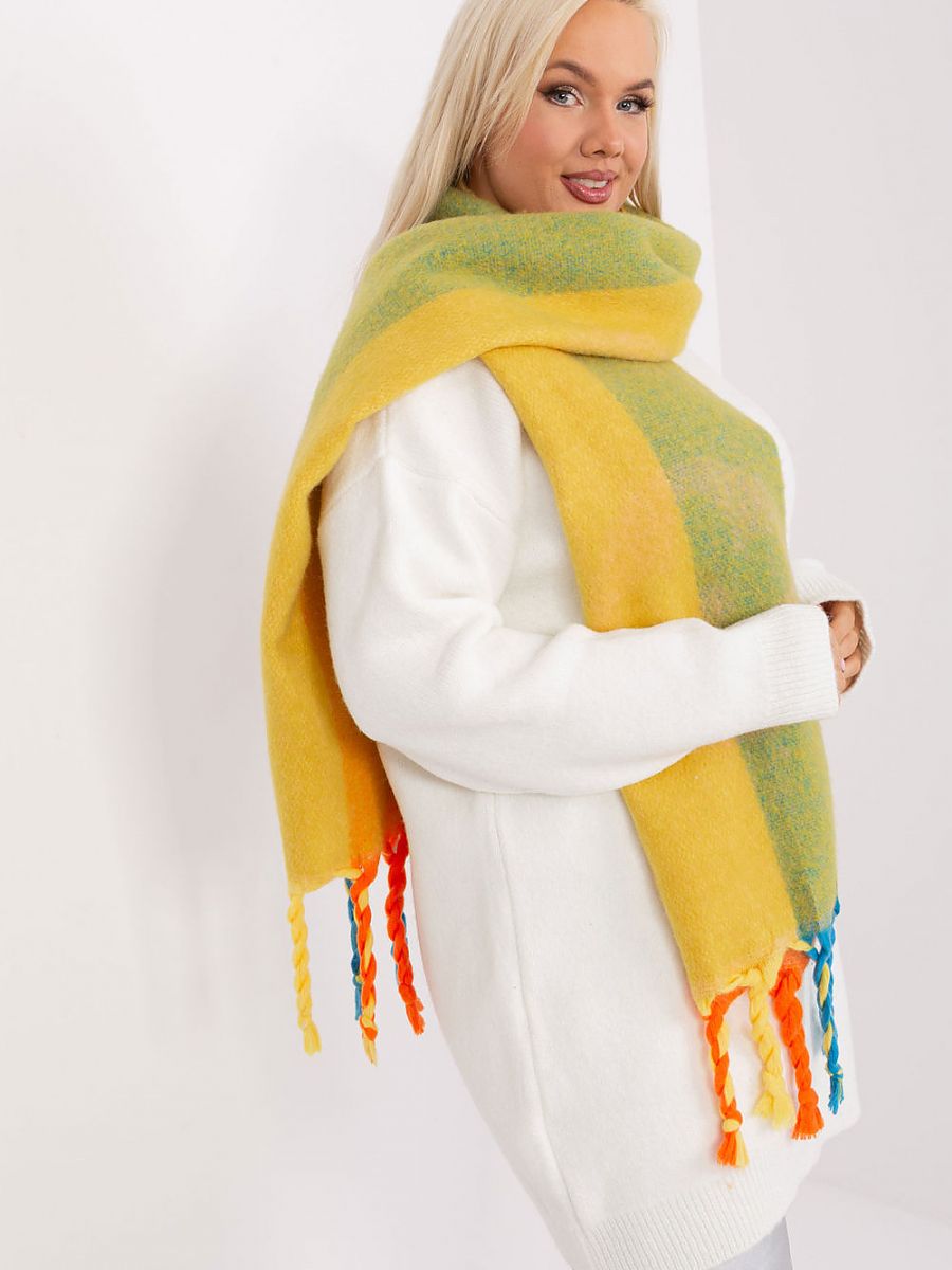  Shawl model 190556 AT 