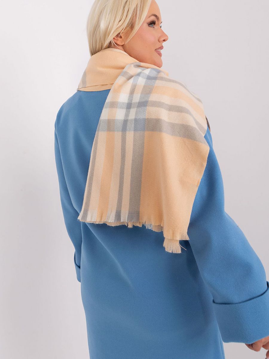  Shawl model 190564 AT 