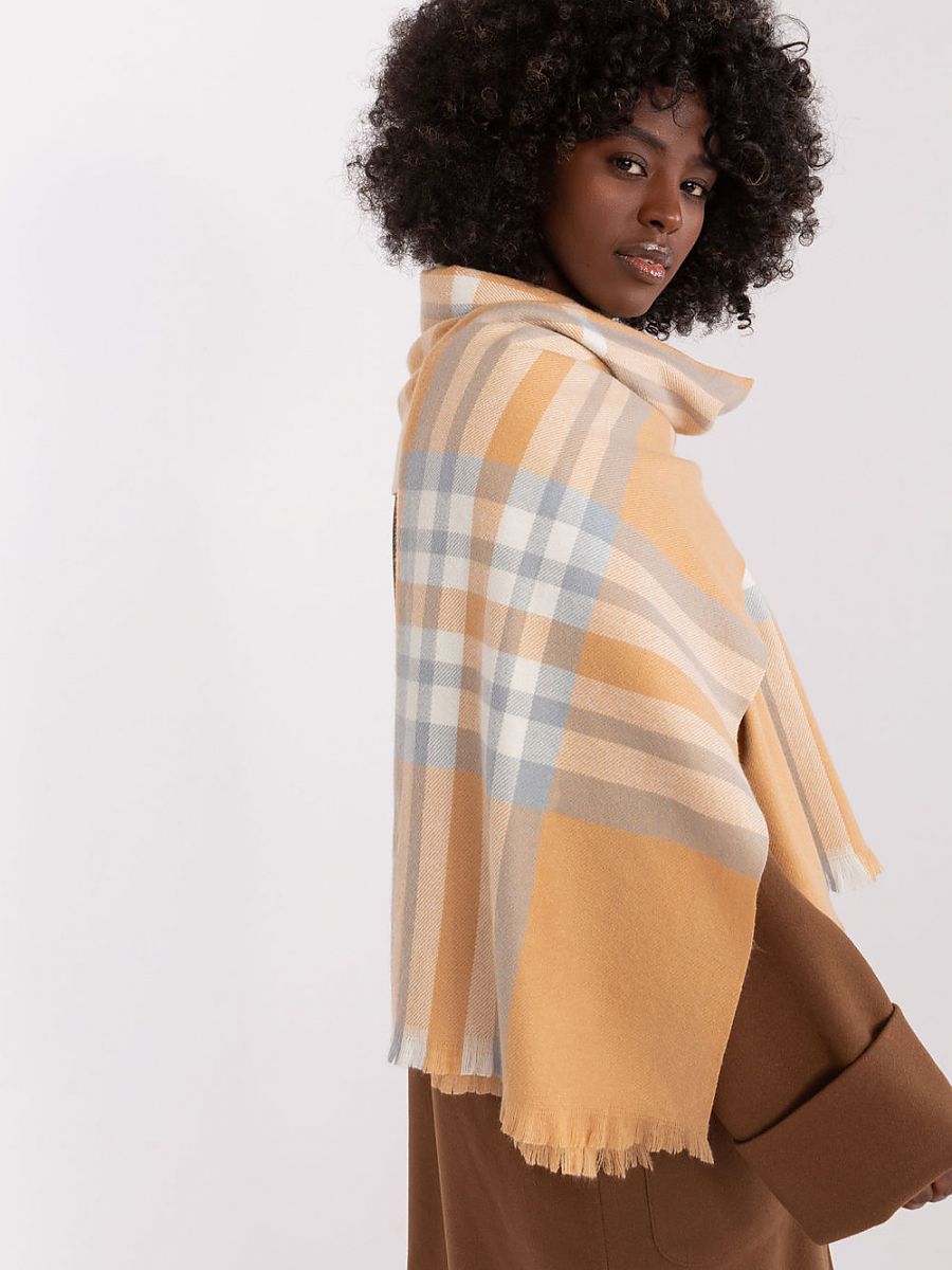  Shawl model 190567 AT 