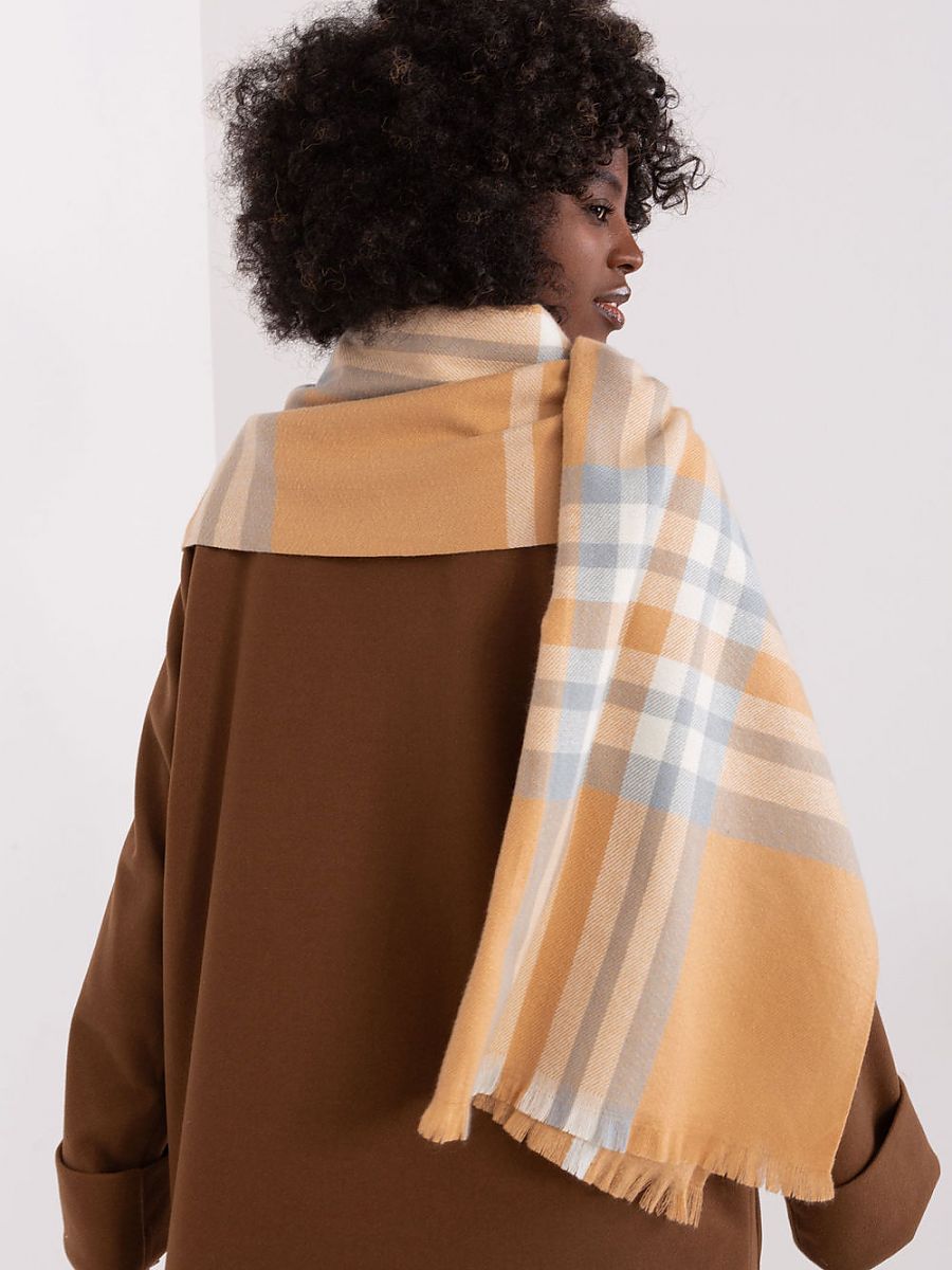  Shawl model 190567 AT 