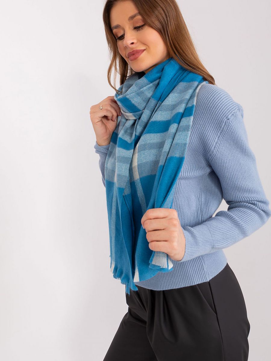  Shawl model 190569 AT 