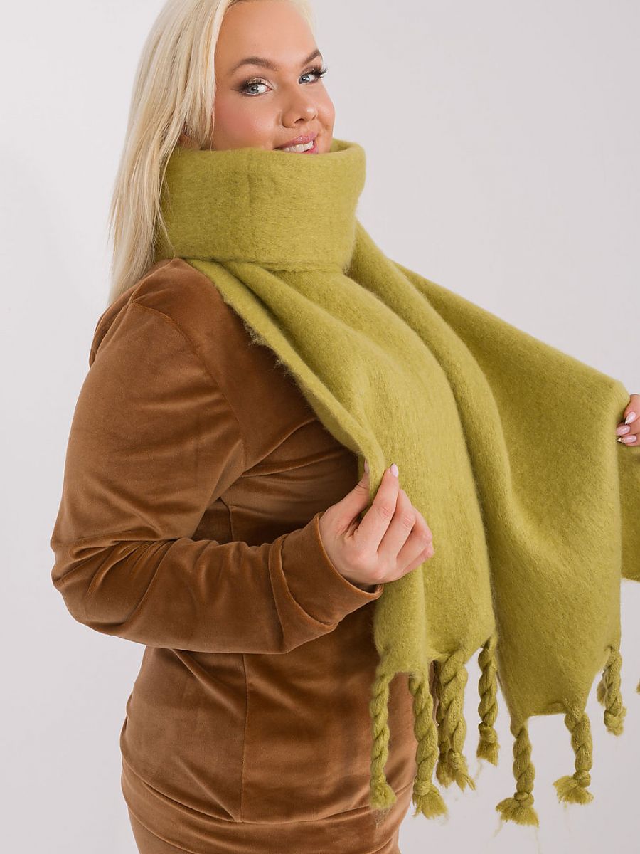  Shawl model 190570 AT 