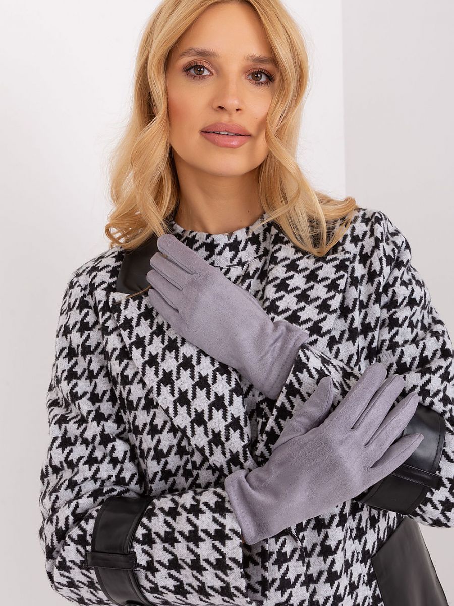  Gloves model 190831 AT 