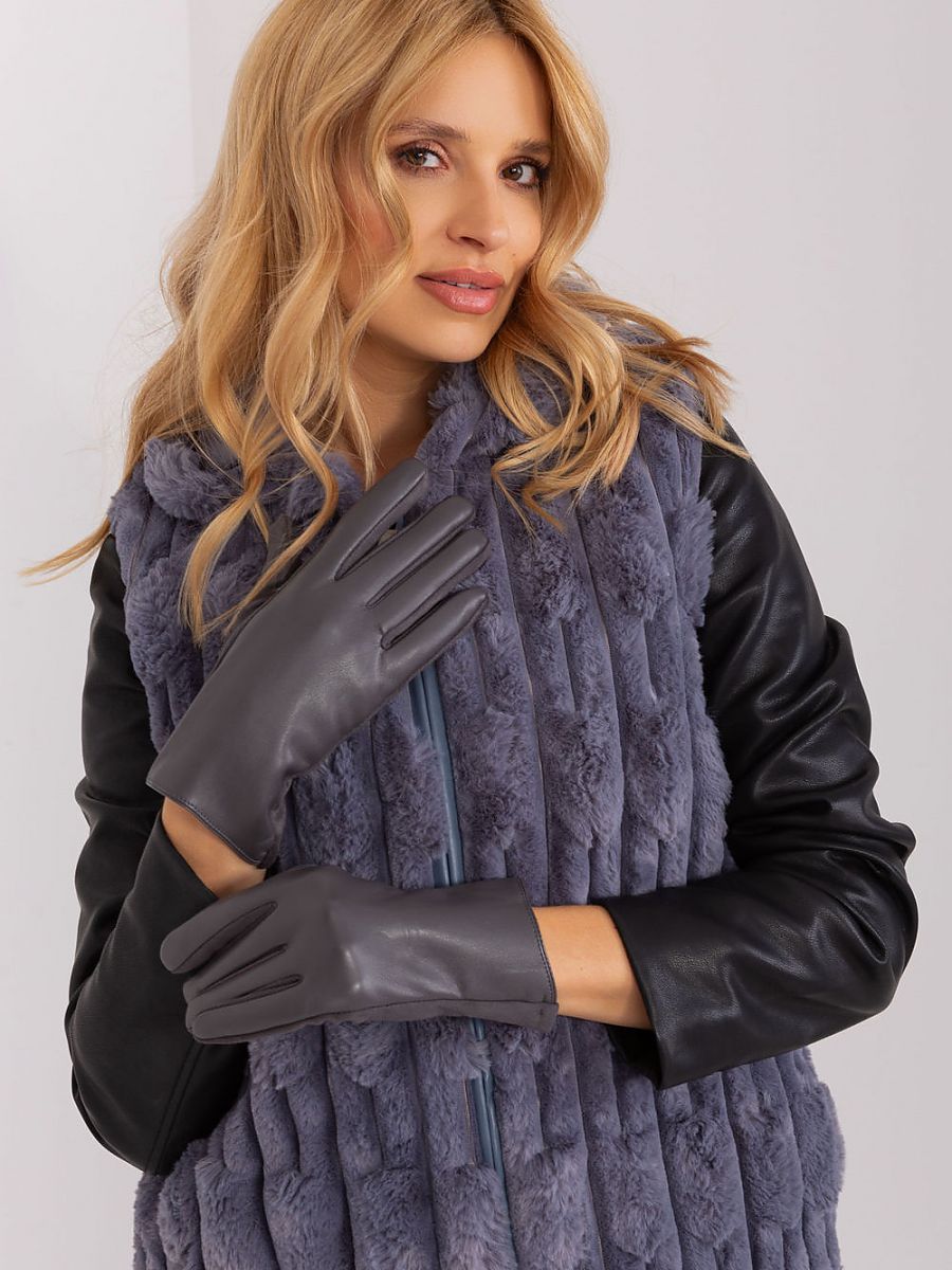  Gloves model 190842 AT 