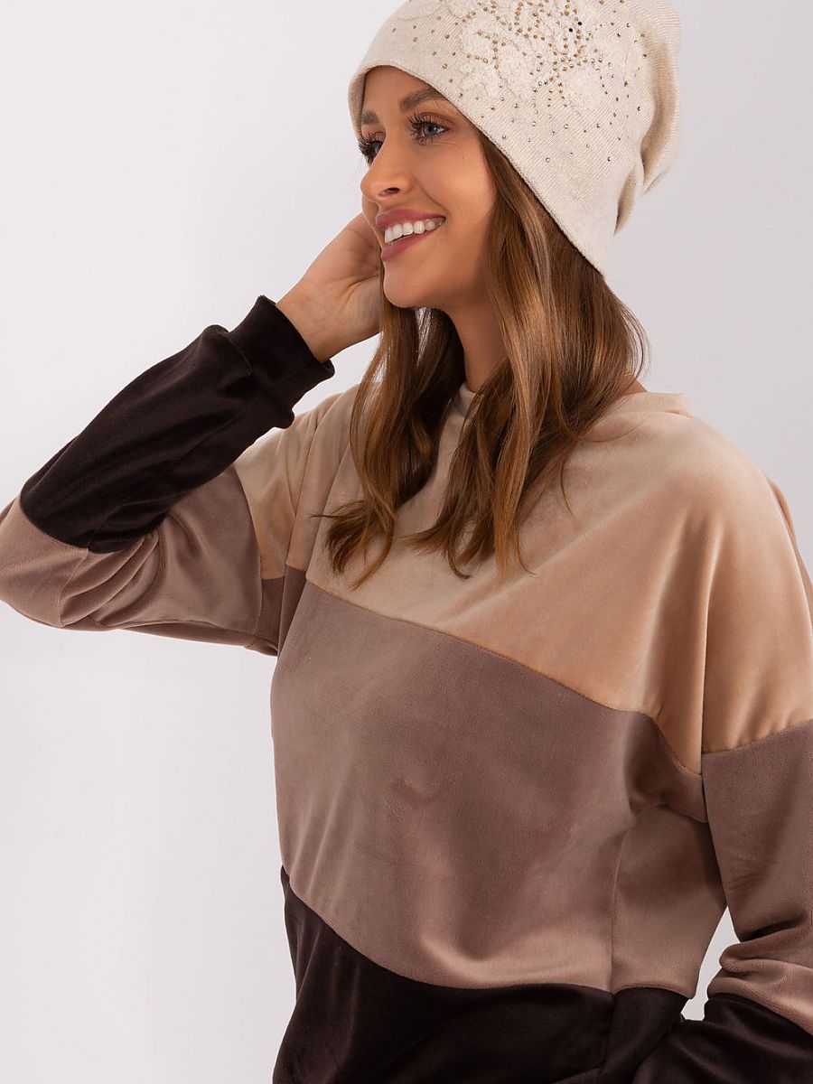  Cap model 191109 AT 