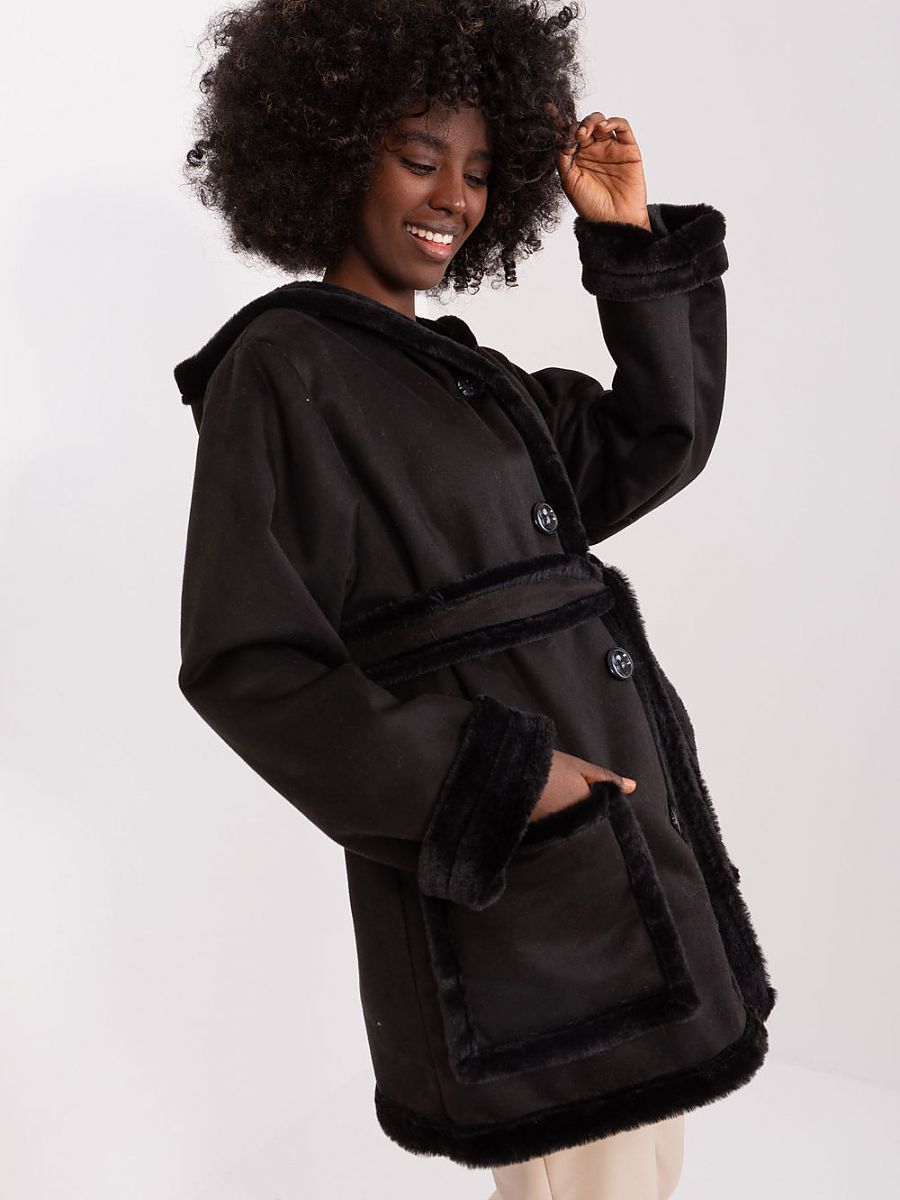  Coat model 191136 Lakerta 