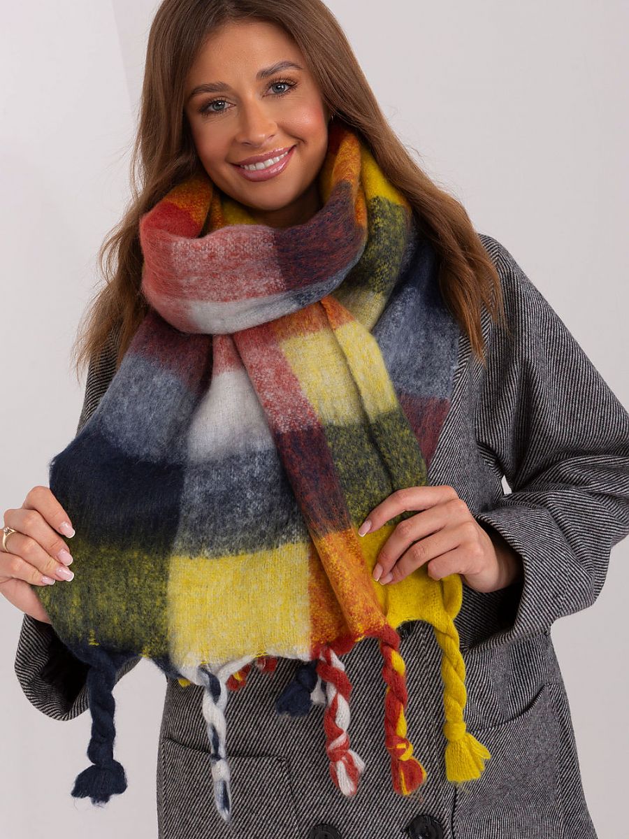  Shawl model 191705 AT 