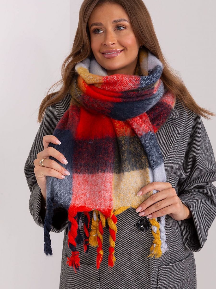  Shawl model 191713 AT 