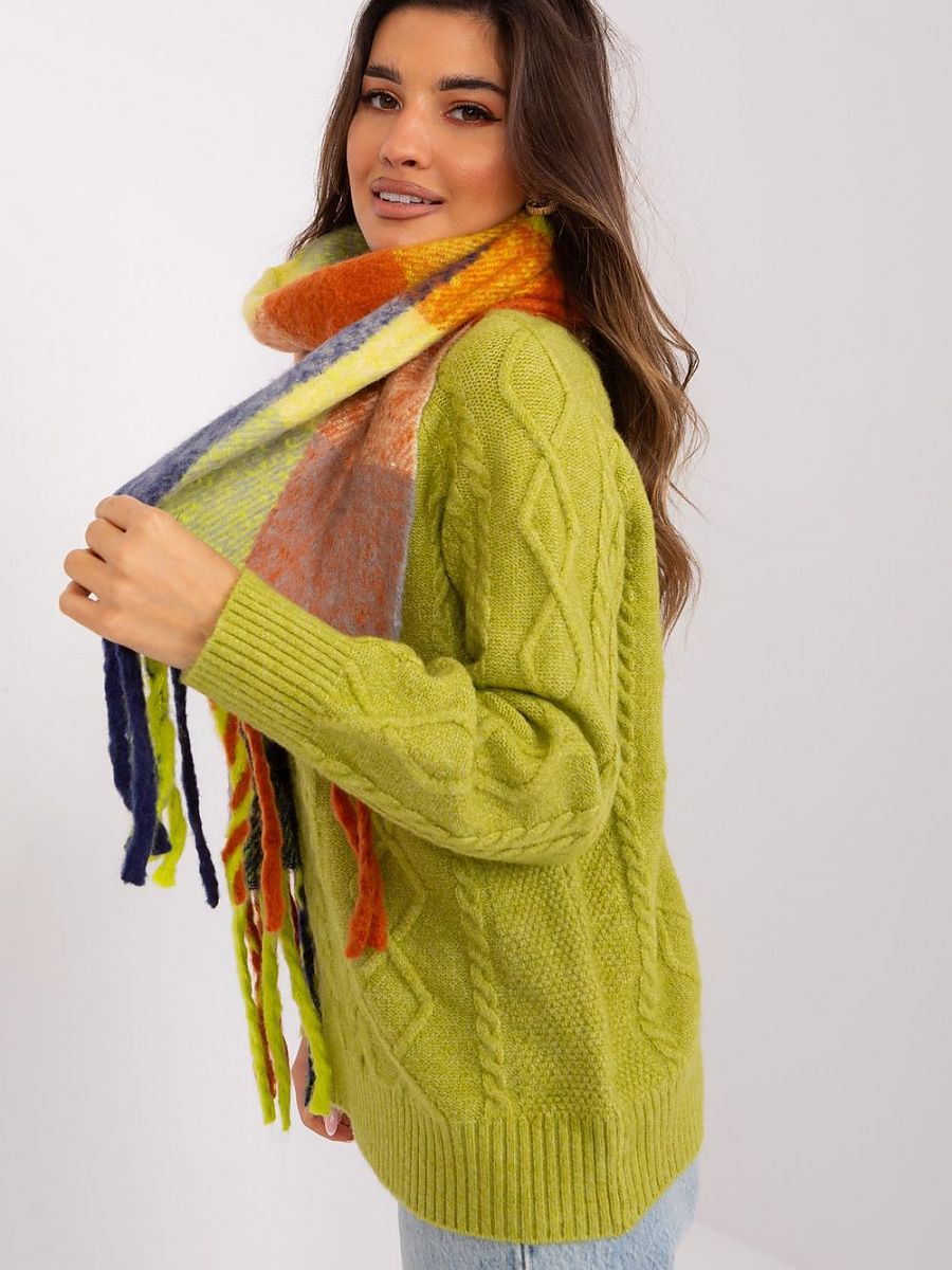  Shawl model 191724 AT 