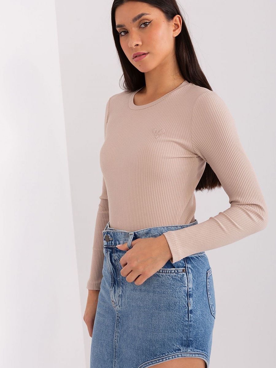  Blouse model 191836 BFG 