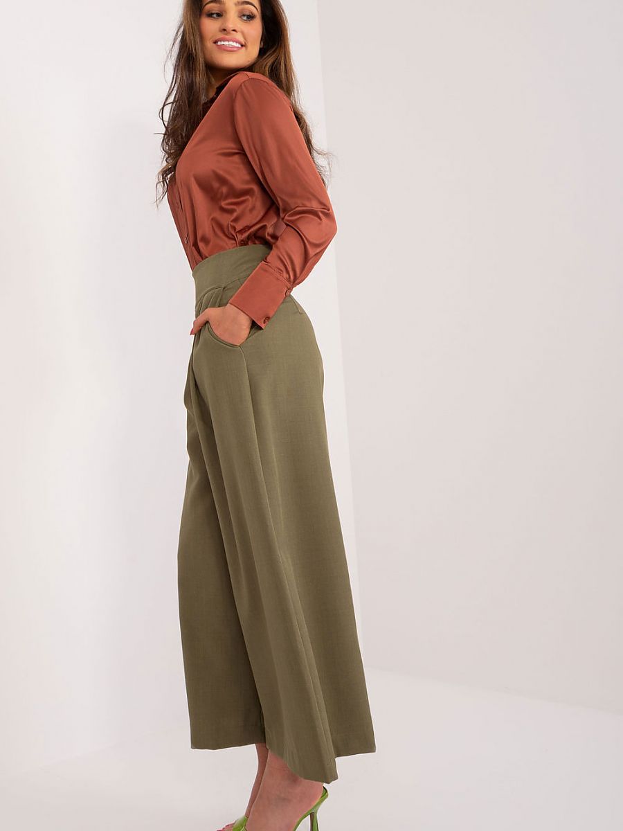  Culottes model 192507 Italy Moda 