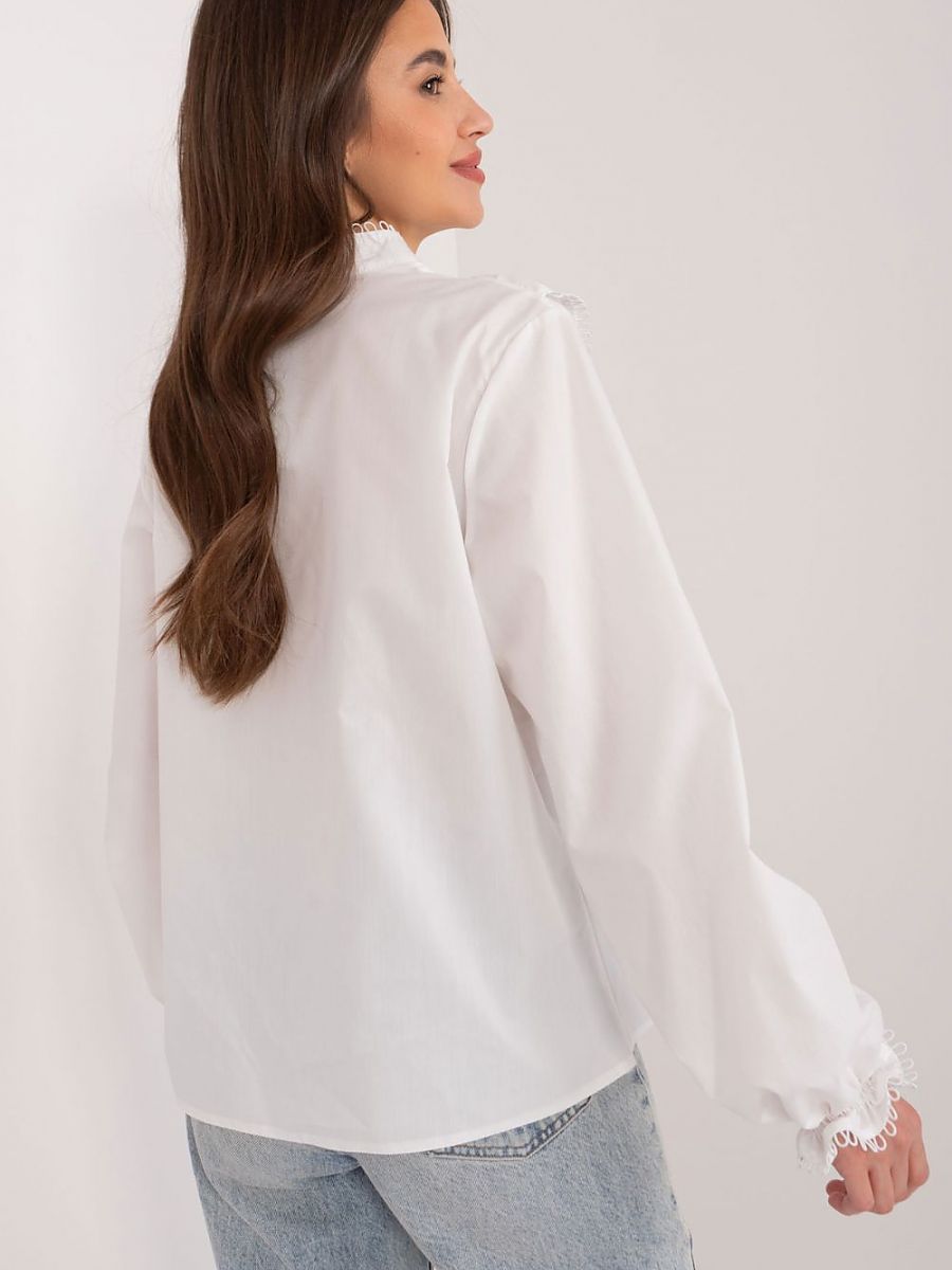  Blouse model 192517 Lakerta 
