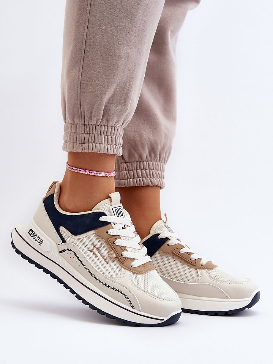  Sport Shoes model 193525 Step in style 