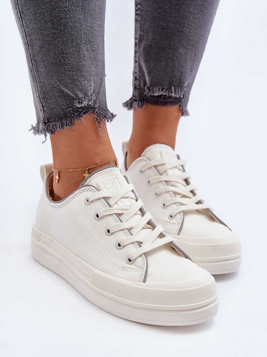  Sneakers model 193529 Step in style 