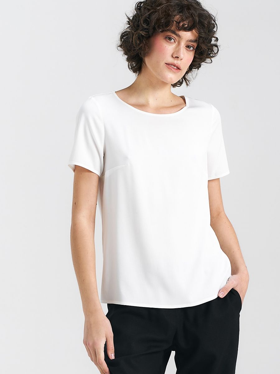  Blouse model 193806 Nife 
