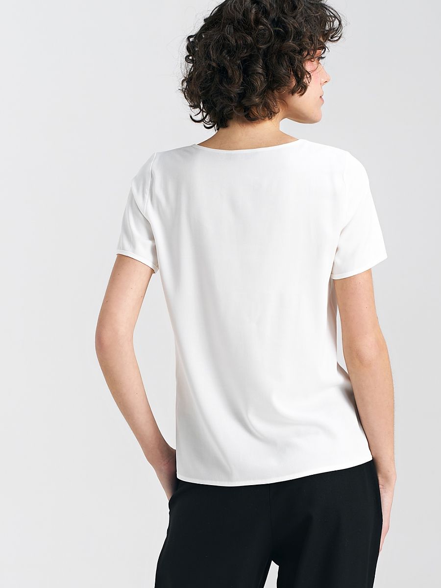  Blouse model 193806 Nife 