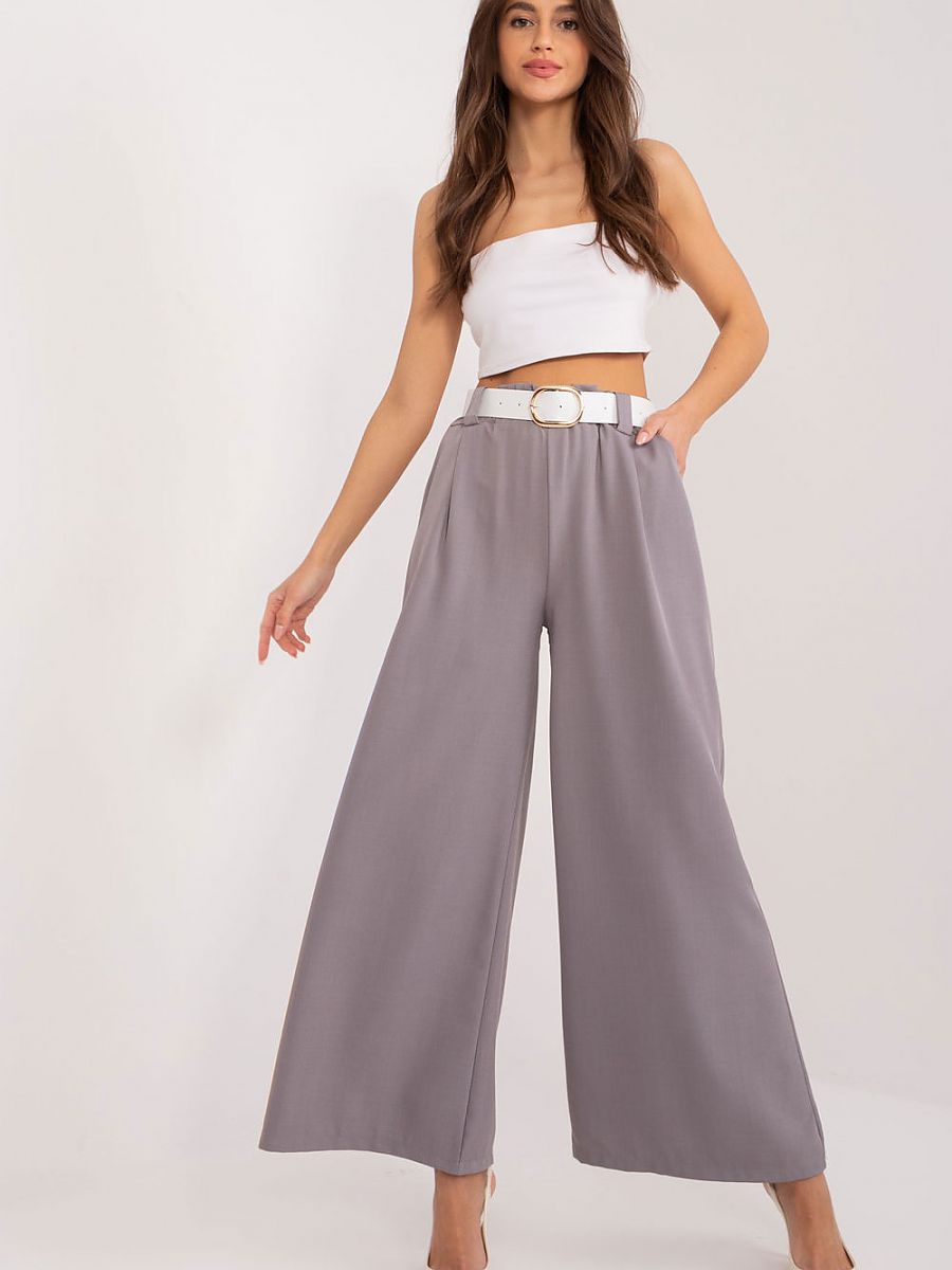  Women trousers model 195318 Italy Moda 