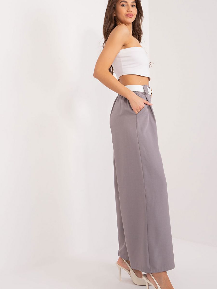  Women trousers model 195318 Italy Moda 
