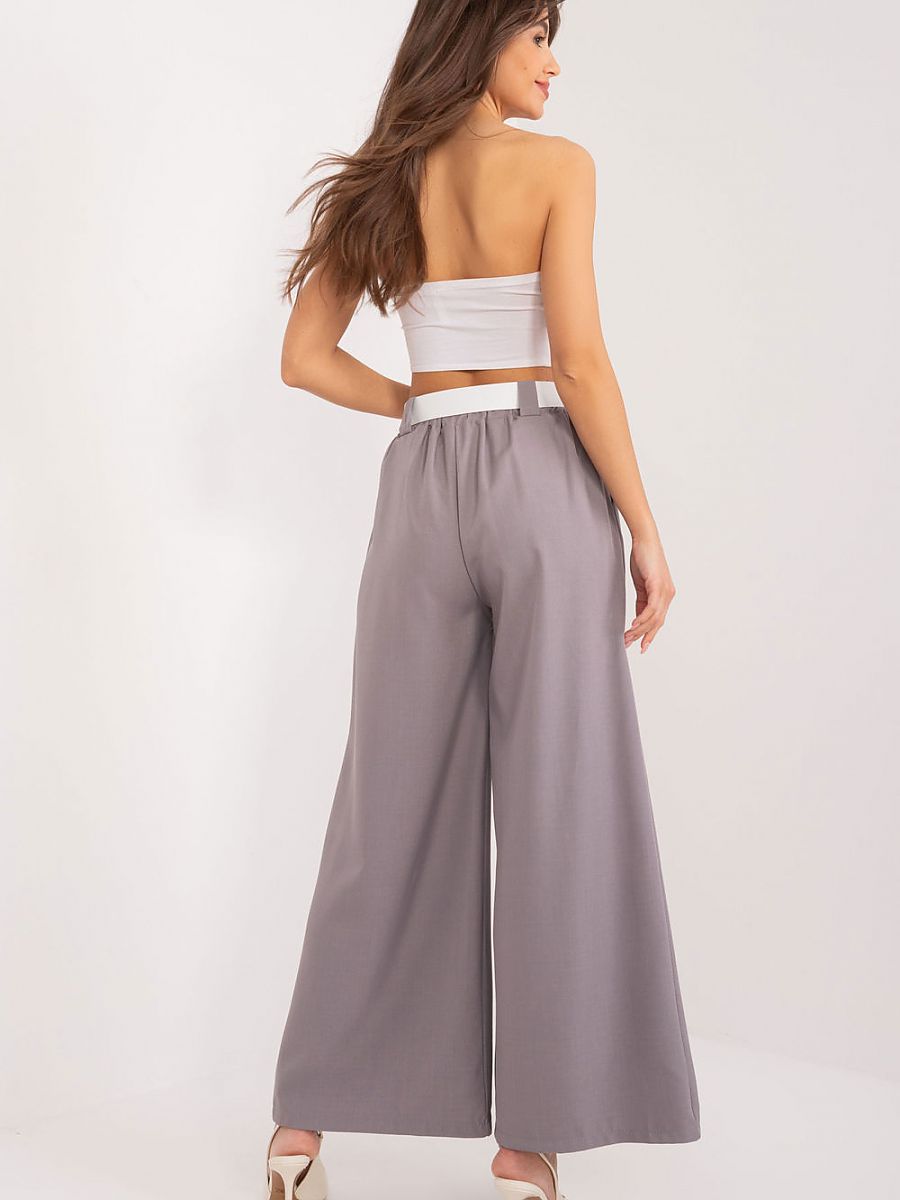  Women trousers model 195318 Italy Moda 