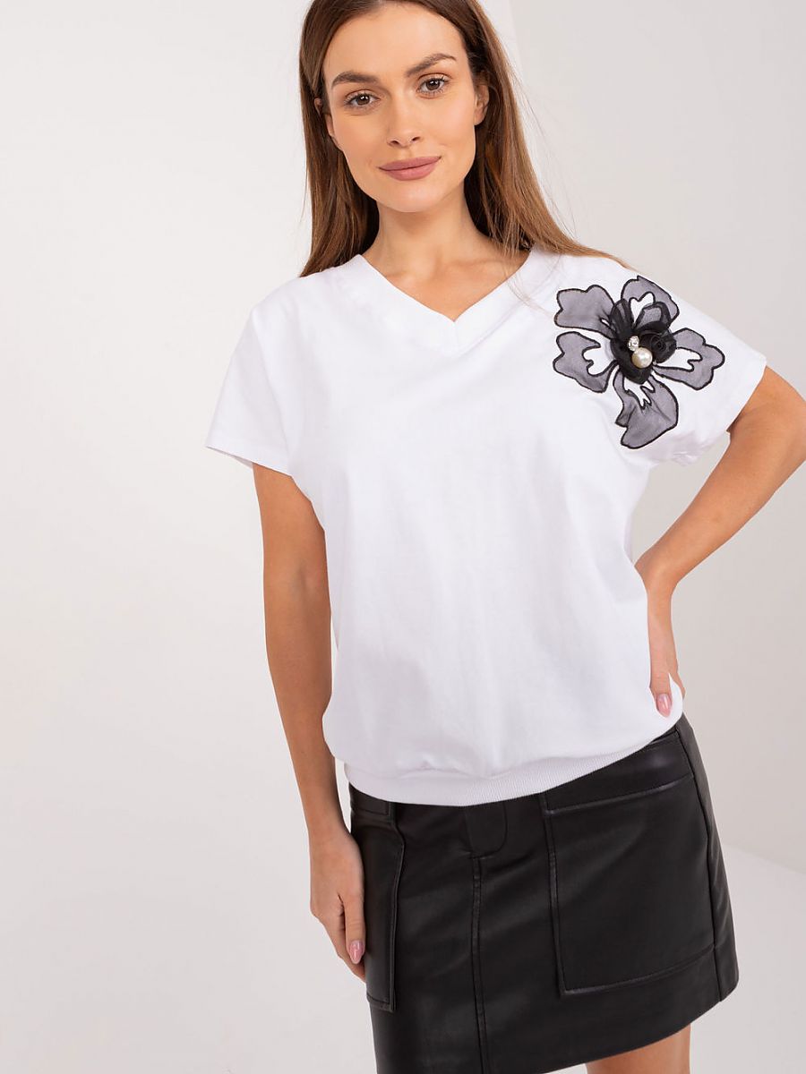  Blouse model 195771 BFG 