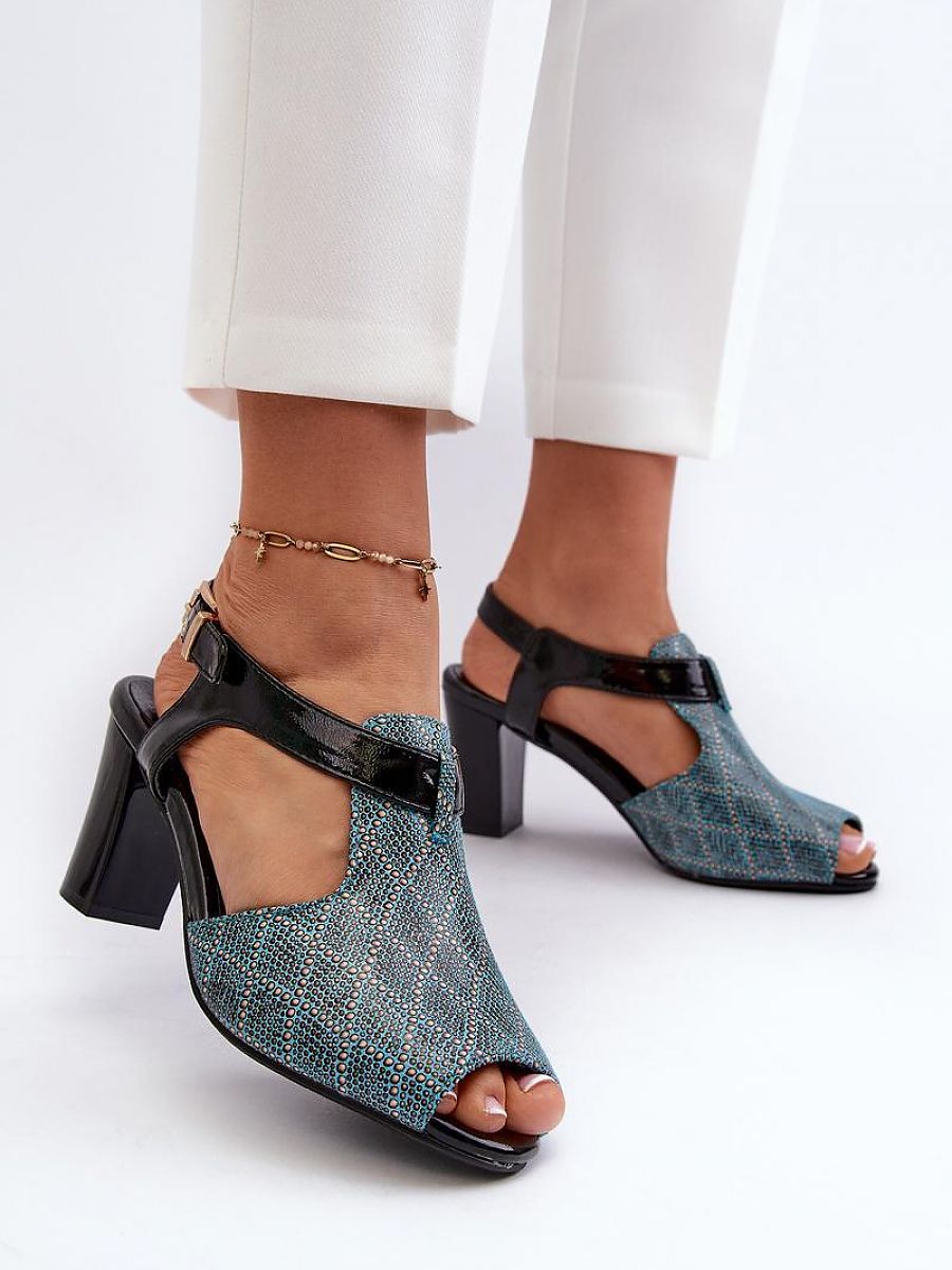  Flip-flops model 196232 Step in style 