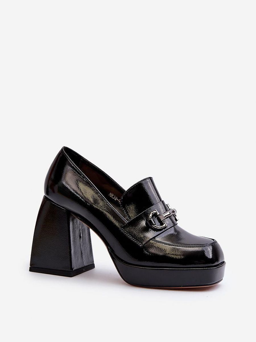  Heeled low shoes model 196316 Step in style 