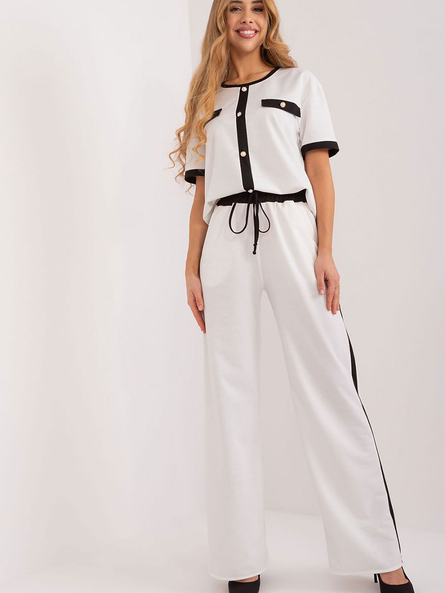  Blouse model 196561 Lakerta 