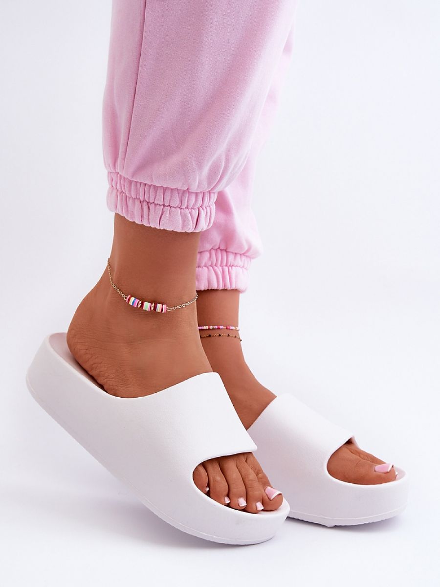  Flip-flops model 198279 Step in style 