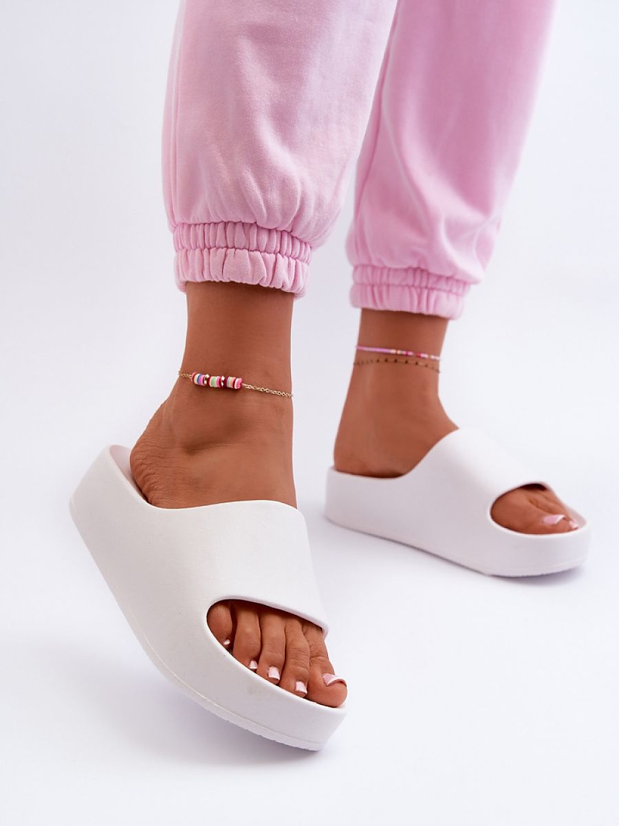  Flip-flops model 198279 Step in style 