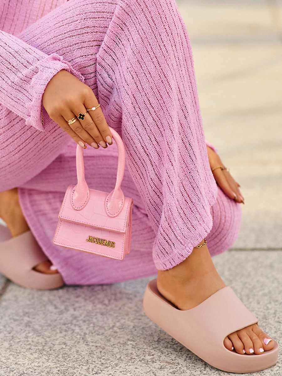  Flip-flops model 198287 Step in style 
