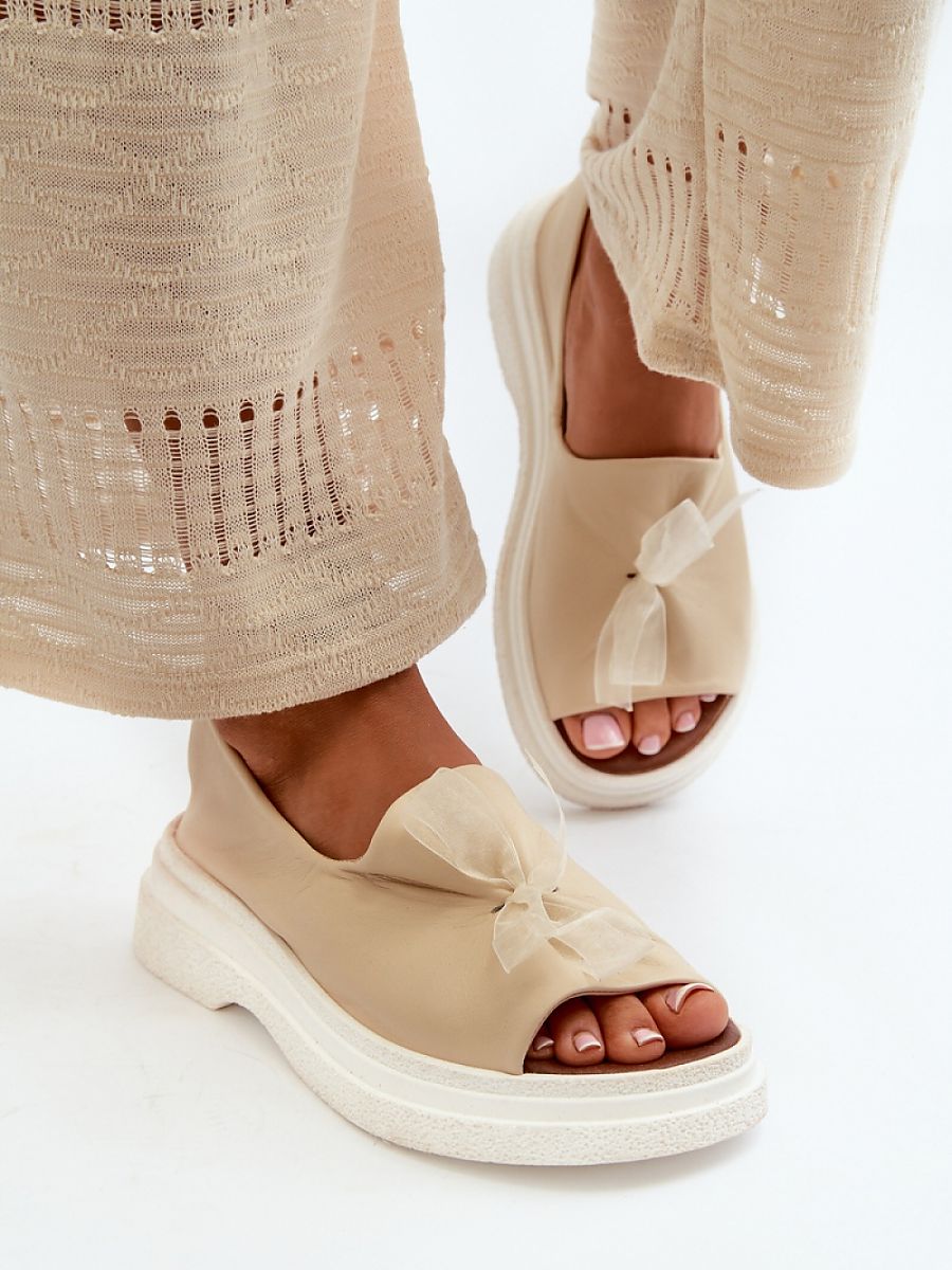  Sandals model 198406 Step in style 
